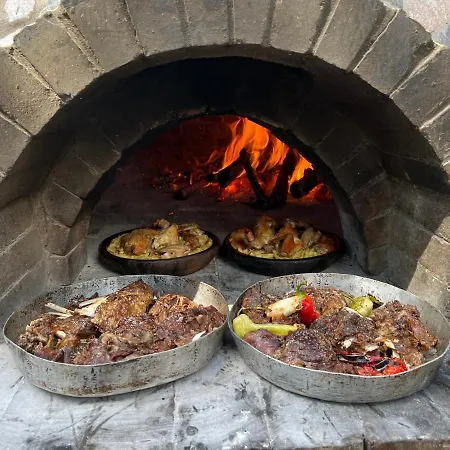 Guest house Bujtina Ajazi